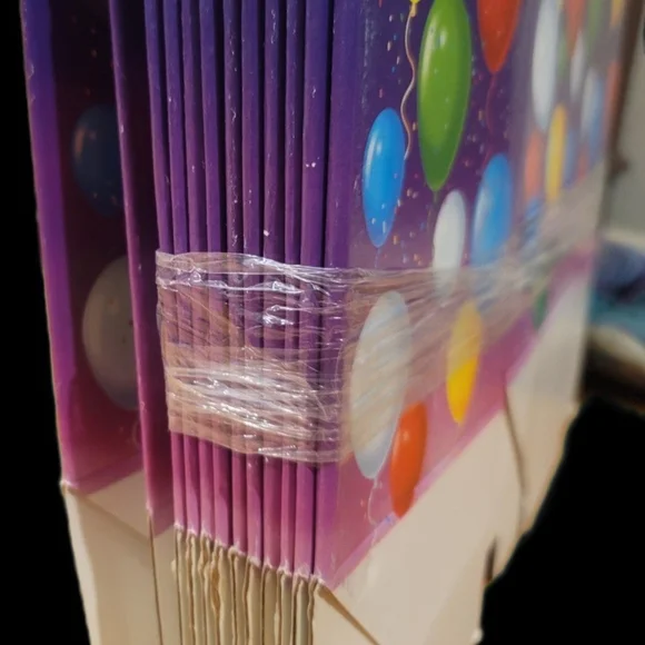 Colorful Party Favor Boxes - Picture 4 of 12